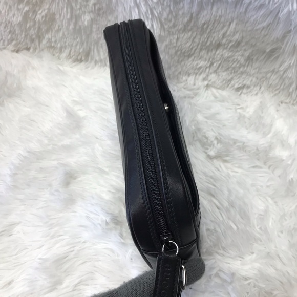 GUCCI CLUTCH/POUCH BLACK LEATHER VGC - Picture 6 of 13